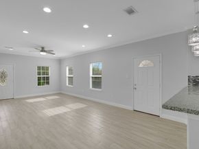 9032 Jutland Road, Houston TX 77033