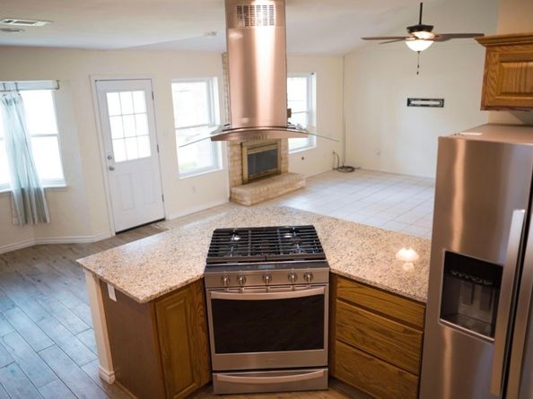 11814 Monticeto Lane, Meadows Place TX 77477