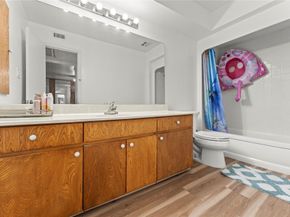 2617 Marilee Lane 1, Houston TX 77057