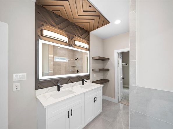 1417 BringHurst Street, Houston TX 77020