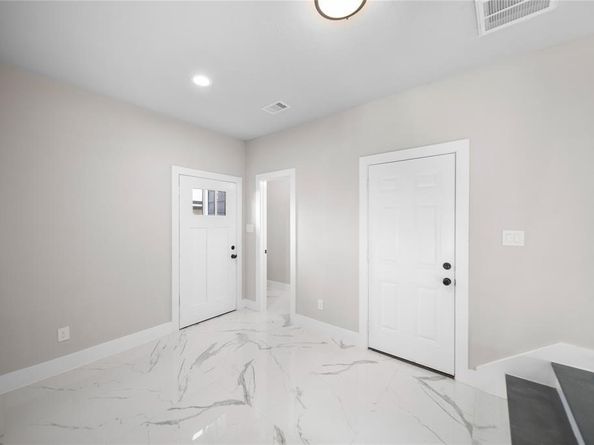 1417 BringHurst Street, Houston TX 77020