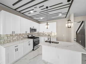 1417 BringHurst Street, Houston TX 77020