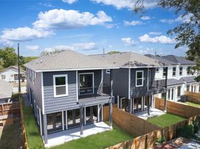 1417 BringHurst Street, Houston TX 77020