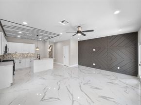 1417 BringHurst Street, Houston TX 77020