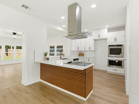 7338 San Ramon Drive, Houston TX 77083