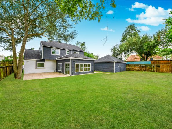 7338 San Ramon Drive, Houston TX 77083