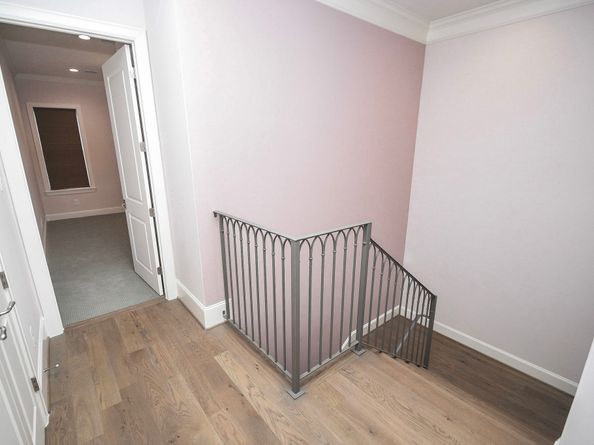 949 Dunleigh Meadows Lane, Houston TX 77055