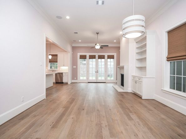 949 Dunleigh Meadows Lane, Houston TX 77055