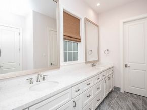 949 Dunleigh Meadows Lane, Houston TX 77055