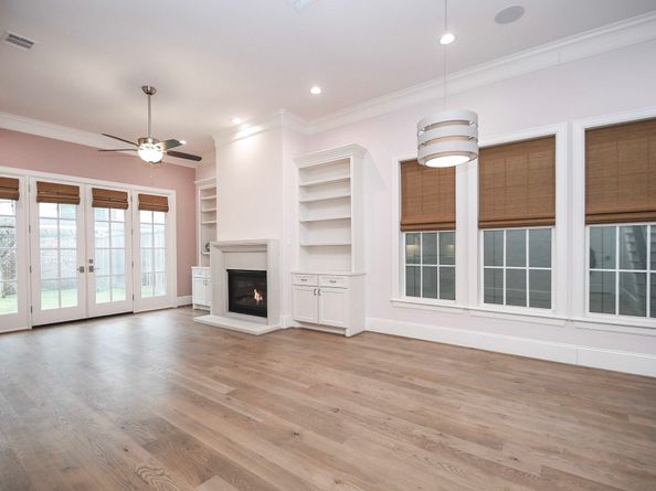 949 Dunleigh Meadows Lane, Houston TX 77055