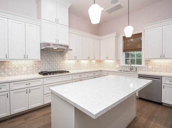 949 Dunleigh Meadows Lane, Houston TX 77055