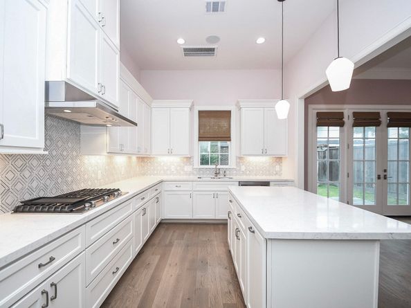 949 Dunleigh Meadows Lane, Houston TX 77055