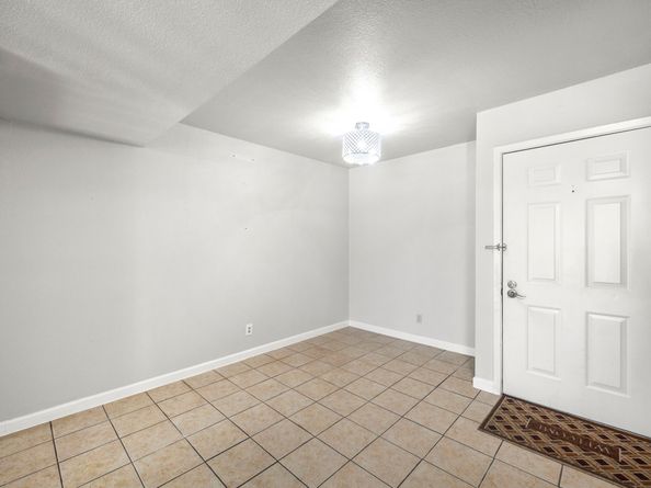 206 Plaza Verde Drive D35, Houston TX 77038