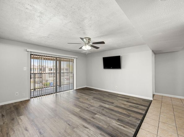 206 Plaza Verde Drive D35, Houston TX 77038