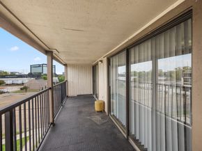 206 Plaza Verde Drive D35, Houston TX 77038