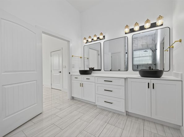 8006 Longridge Drive, Houston TX 77055