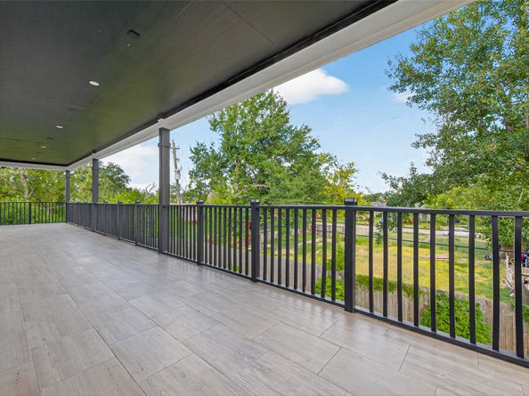 8006 Longridge Drive, Houston TX 77055