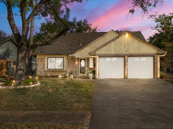 5918 Par Four Drive, Houston TX 77088