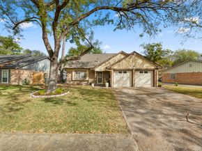 5918 Par Four Drive, Houston TX 77088