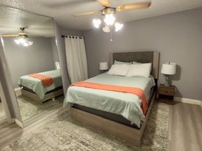 2750 Holly Hall Street 811, Houston TX 77054