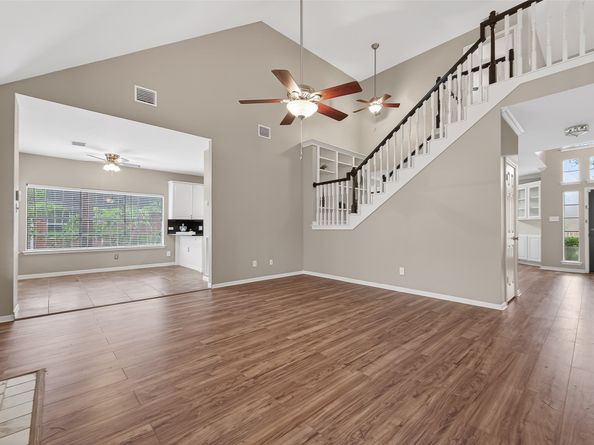 5522 Whisper Ridge Drive, Sugar Land TX 77479