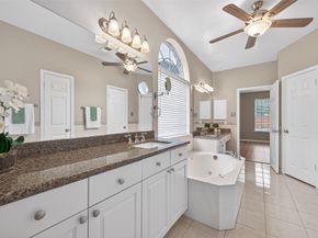 5522 Whisper Ridge Drive, Sugar Land TX 77479