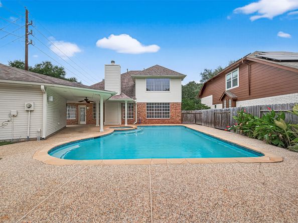 5522 Whisper Ridge Drive, Sugar Land TX 77479