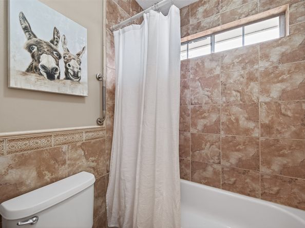 5522 Whisper Ridge Drive, Sugar Land TX 77479