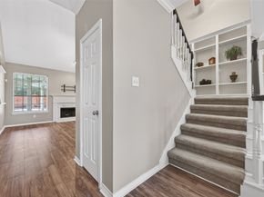 5522 Whisper Ridge Drive, Sugar Land TX 77479