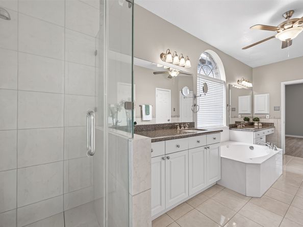 5522 Whisper Ridge Drive, Sugar Land TX 77479