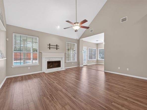 5522 Whisper Ridge Drive, Sugar Land TX 77479