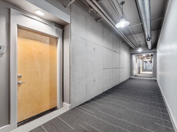 1901 Post Oak Boulevard 104, Houston TX 77056