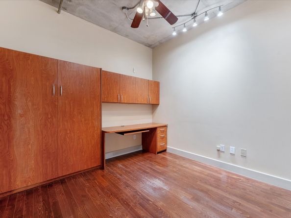 1901 Post Oak Boulevard 104, Houston TX 77056