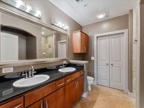 1901 Post Oak Boulevard 104, Houston TX 77056