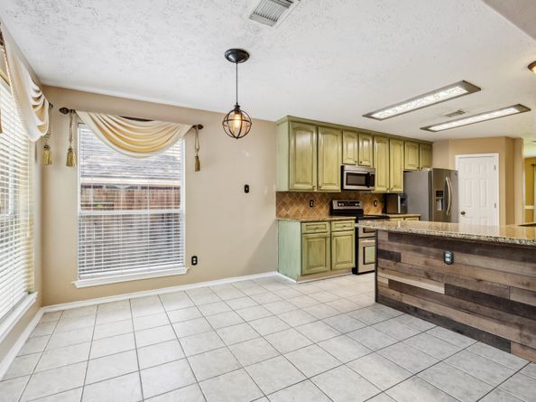 19 Almond Branch Place, The Woodlands TX 77382