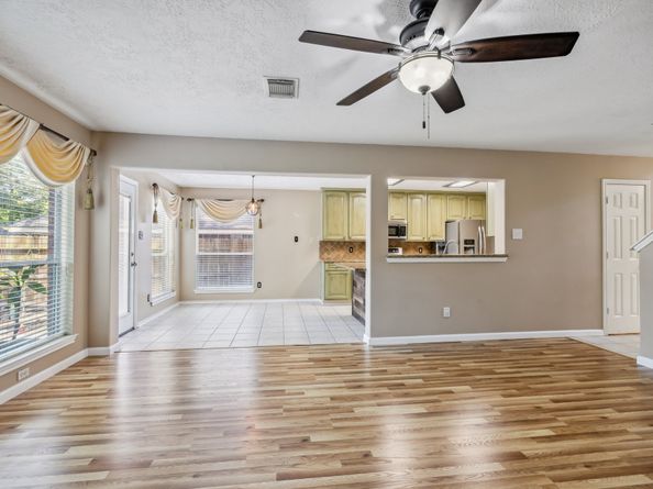 19 Almond Branch Place, The Woodlands TX 77382