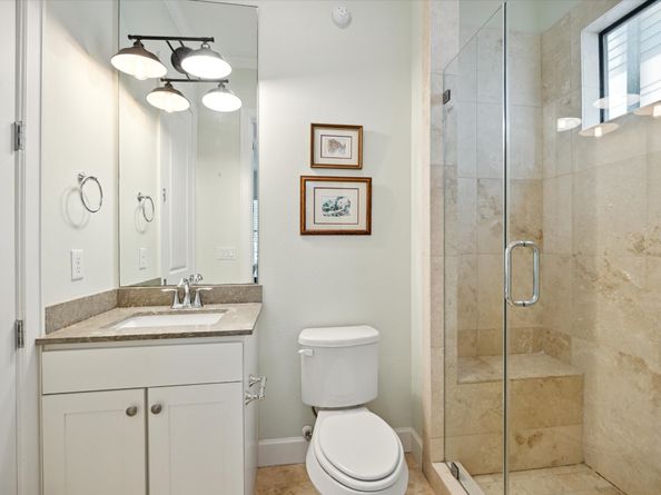 1207 W 24th Street A, Houston TX 77008