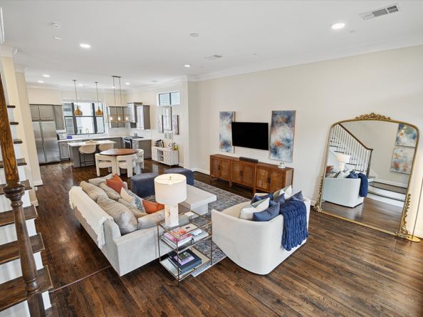 1207 W 24th Street A, Houston TX 77008