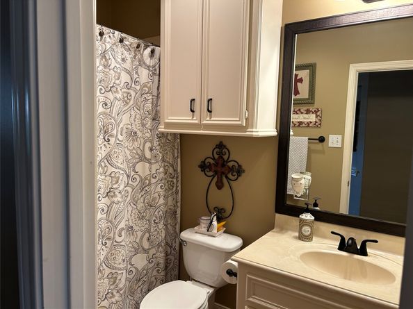 18922 Hikers Trail Drive, Humble TX 77346