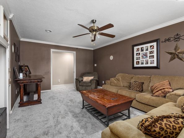 18922 Hikers Trail Drive, Humble TX 77346