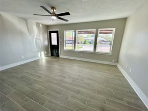 13331 Emporia Street, Houston TX 77015