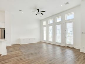 4407 Marina Street B, Houston TX 77007