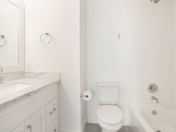 4407 Marina Street B, Houston TX 77007