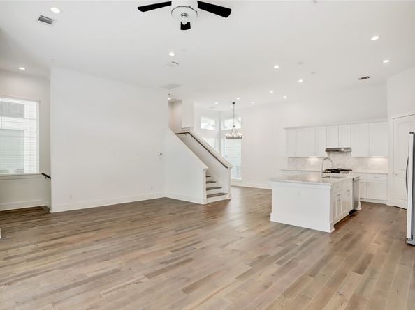 4407 Marina Street B, Houston TX 77007