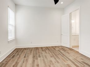 4407 Marina Street B, Houston TX 77007