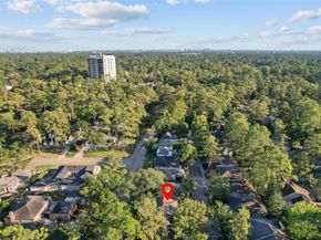 201 Vanderpool Lane 103, Houston TX 77024