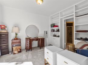 201 Vanderpool Lane 103, Houston TX 77024