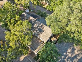 201 Vanderpool Lane 103, Houston TX 77024