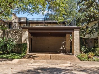 201 Vanderpool Lane