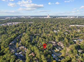 201 Vanderpool Lane 103, Houston TX 77024